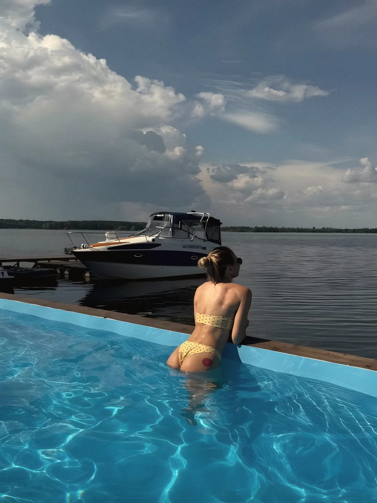 Бассейн